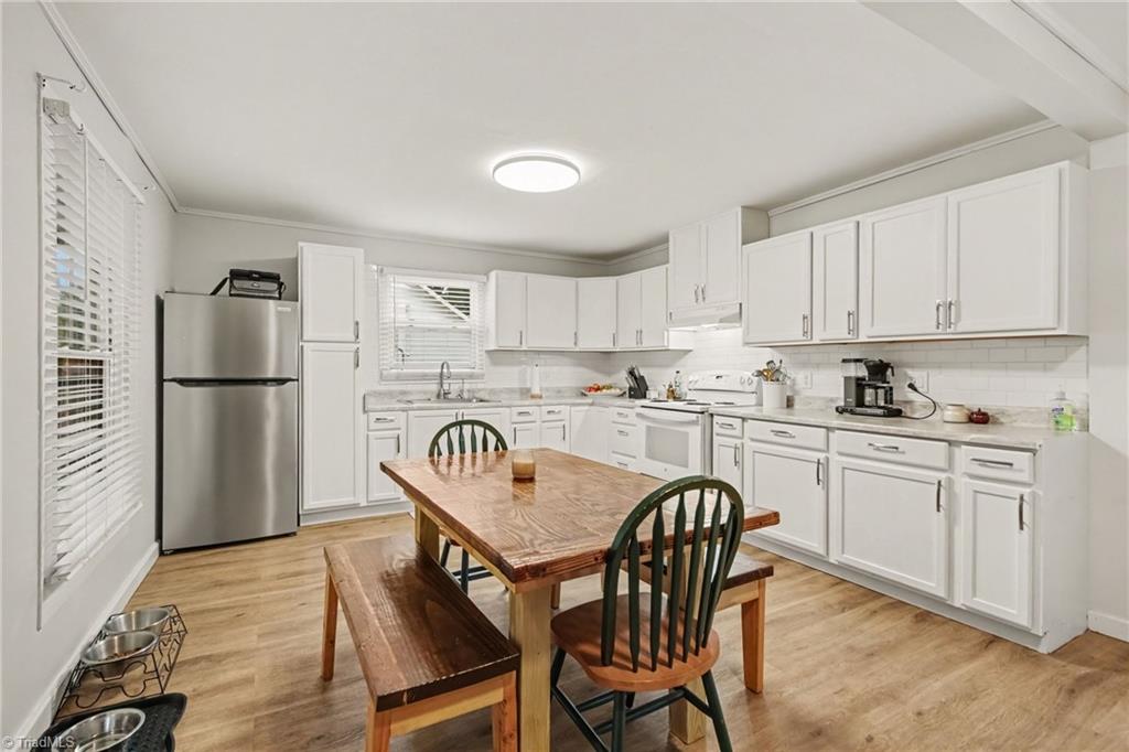 208 Copley Street Property Photo 12