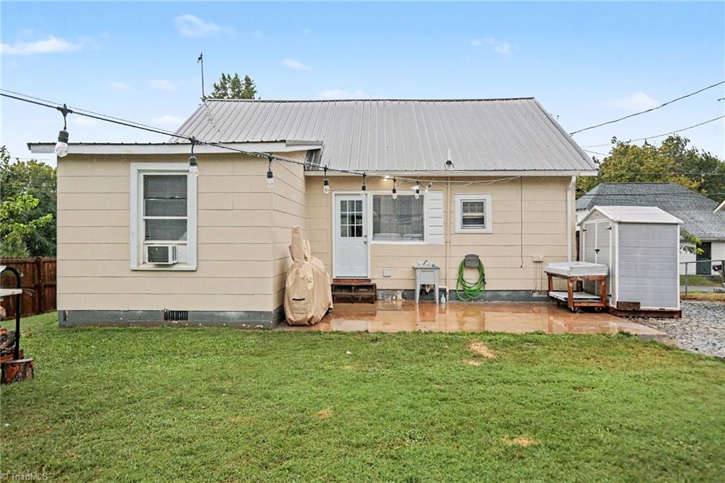 208 Copley Street Property Photo 22