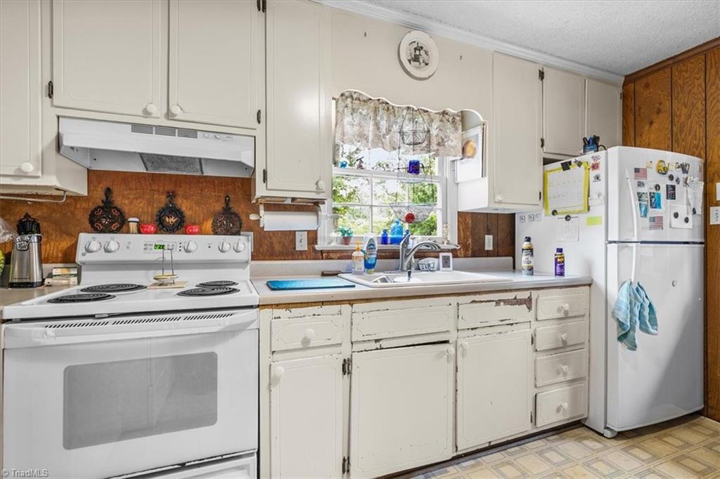 5822 Ruralview Road Property Photo 12