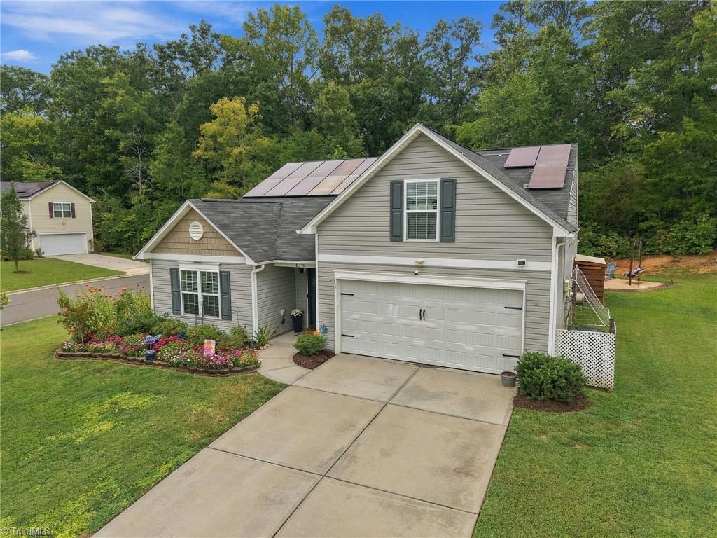 115 Goldenrod Court Property Photo 2