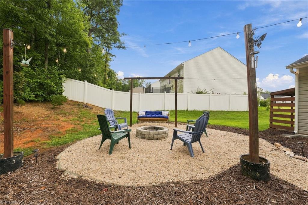 115 Goldenrod Court Property Photo 22