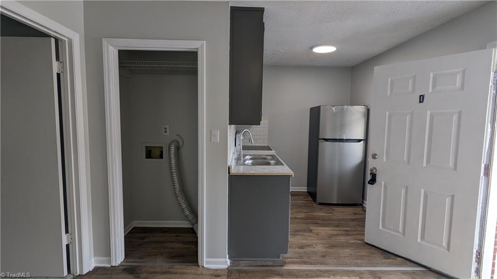 804 Meadow Ridge Court Property Photo 12