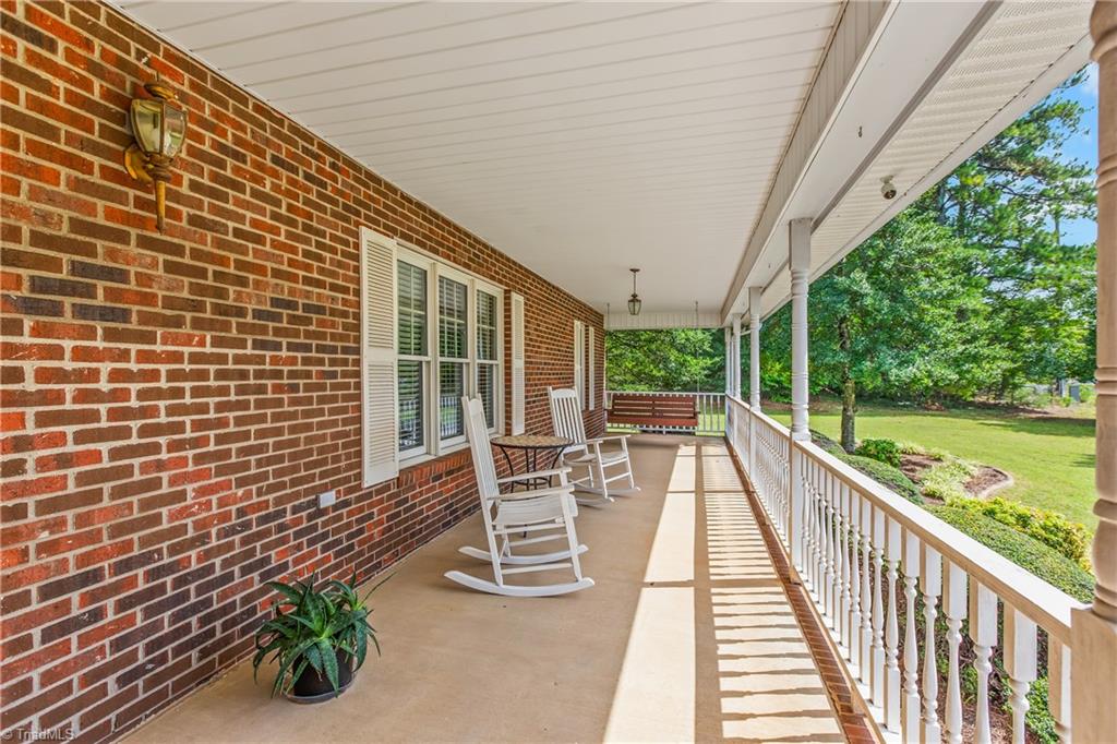 1357 Old Cox Road Property Photo 5