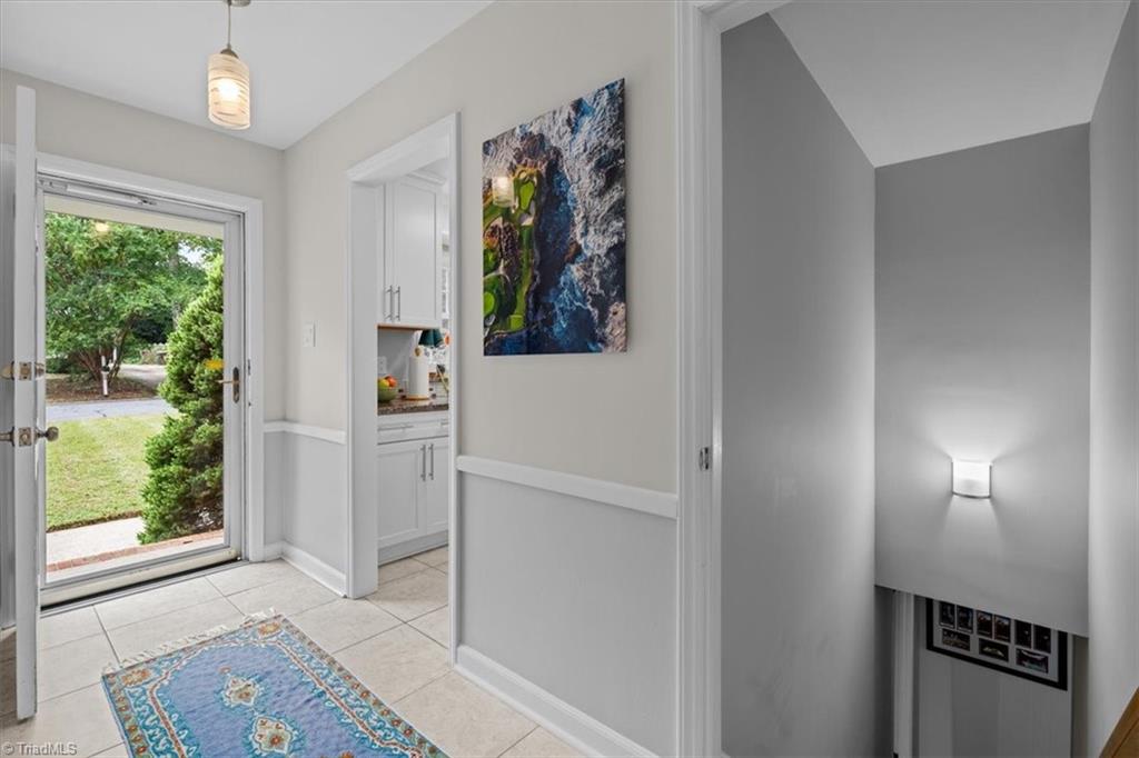 2708 Asbury Terrace Property Photo 16