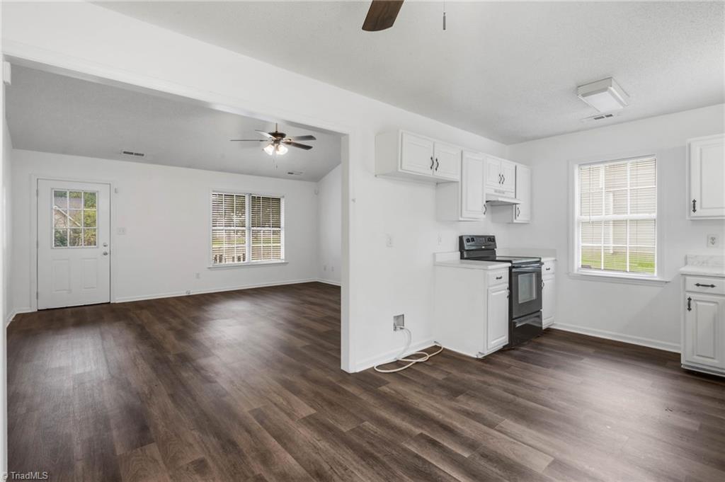 104 Lasalle Way Property Photo 13
