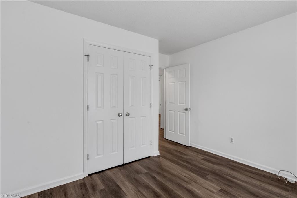 104 Lasalle Way Property Photo 31