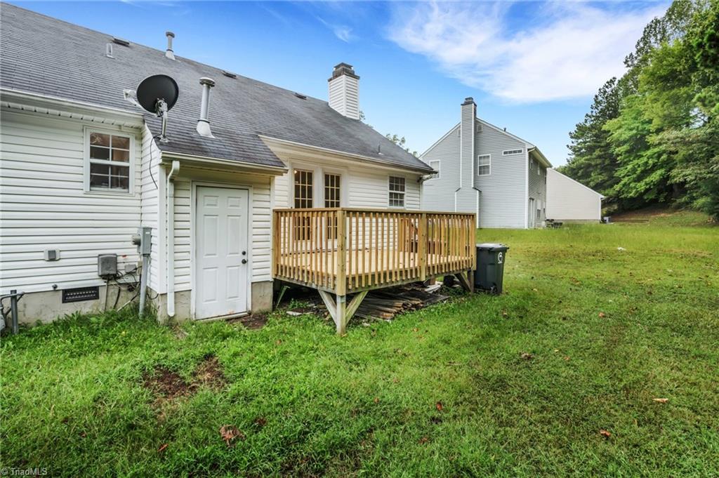 104 Lasalle Way Property Photo 35