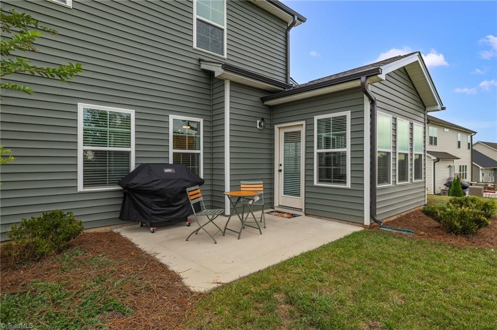 407 Brooke Hill Drive Property Photo 35