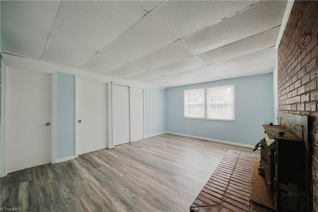 2102 Bothwell Street Property Photo 12