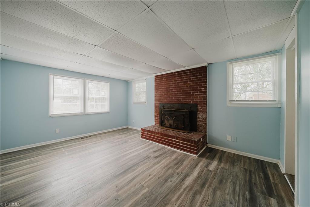 2102 Bothwell Street Property Photo 15