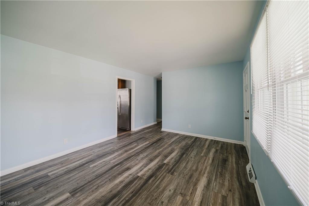 2102 Bothwell Street Property Photo 27