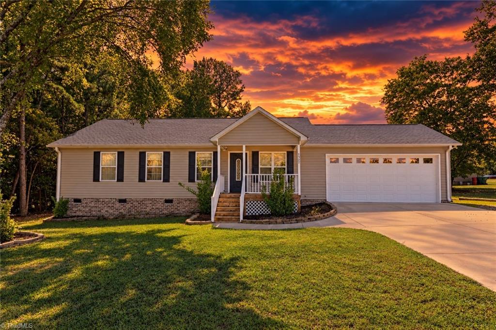 7527 Turnpike Road Property Photo 1