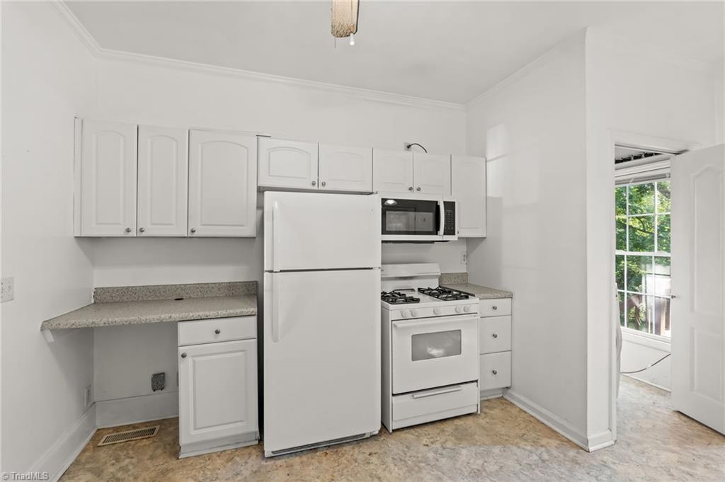 413 S Main Street Property Photo 13
