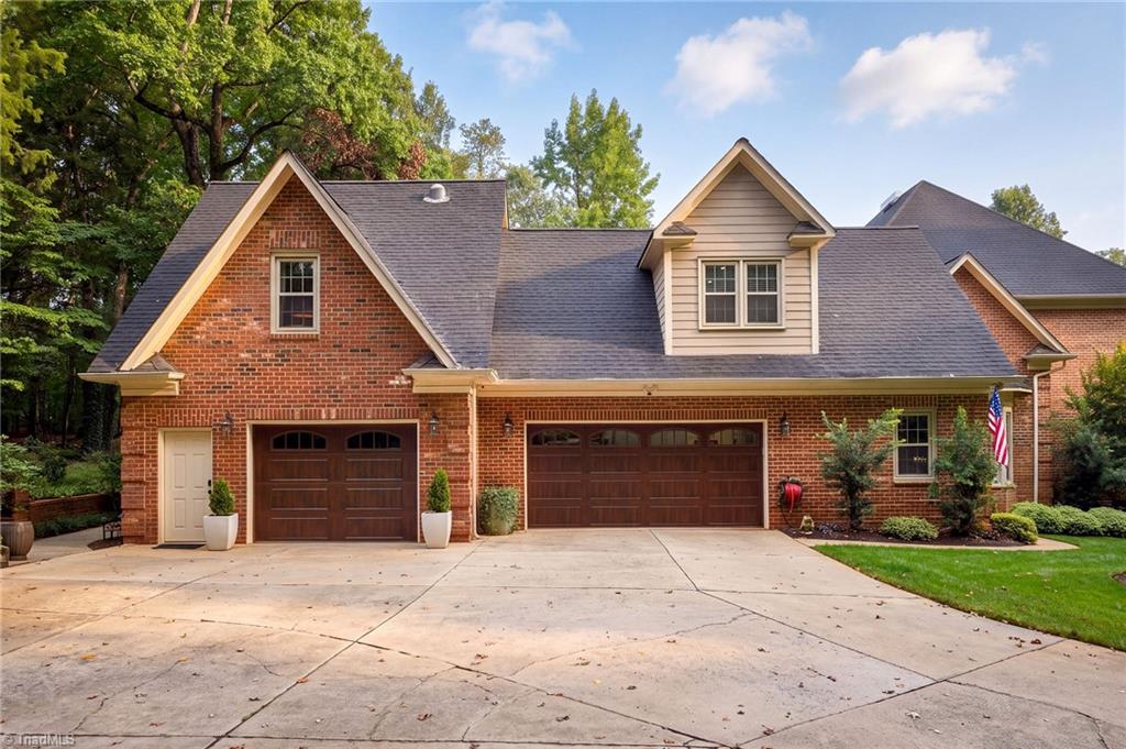 531 Kingsdown Court Property Photo 45