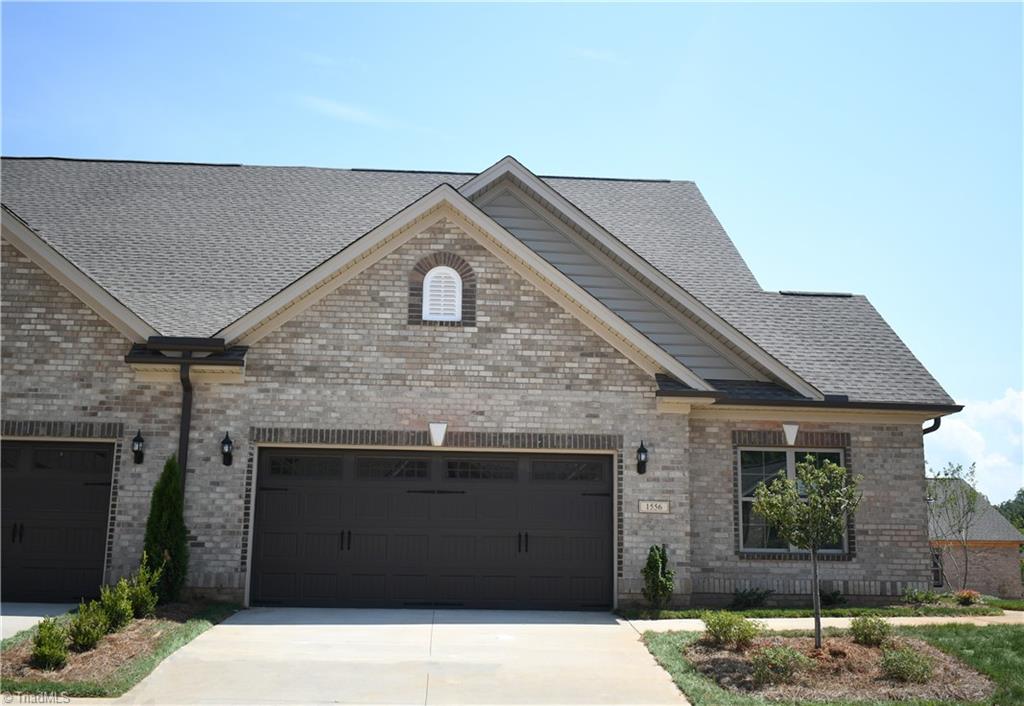 1556 Oakbluffs Drive Property Photo 1