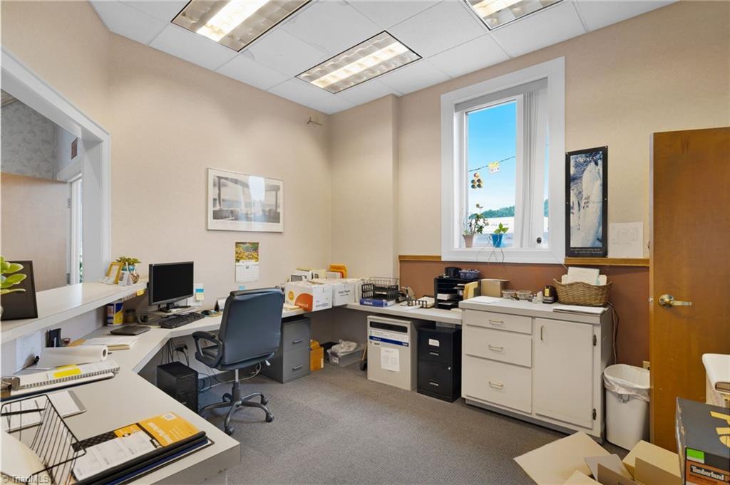 600 Washington Street Property Photo 8