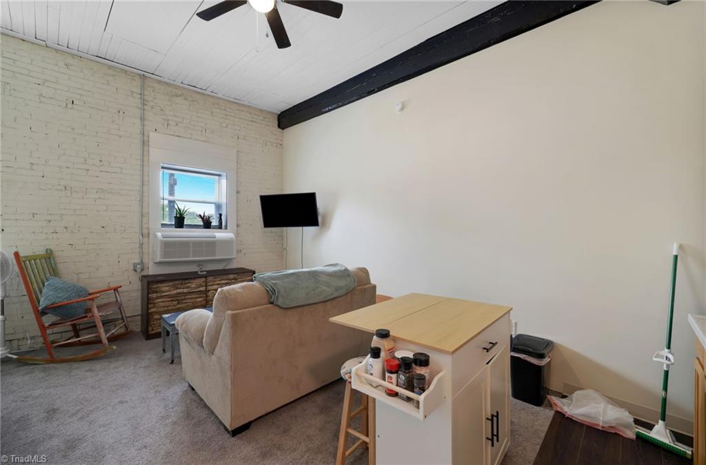 600 Washington Street Property Photo 19