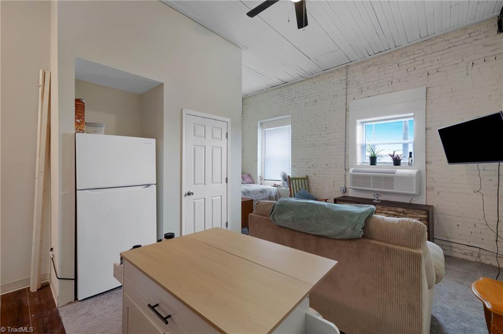600 Washington Street Property Photo 20