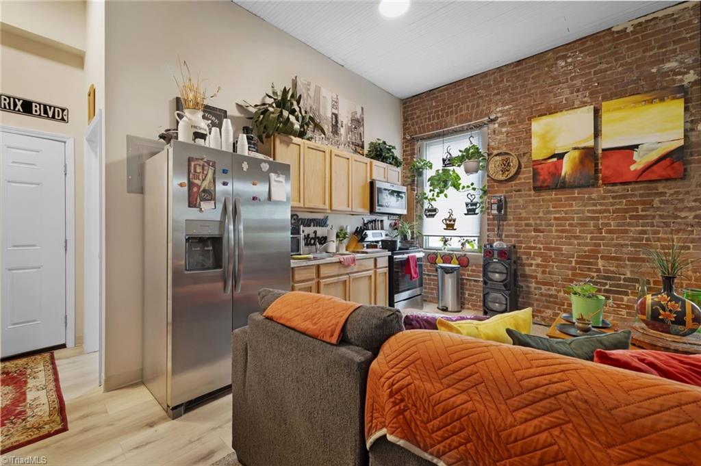 600 Washington Street Property Photo 27