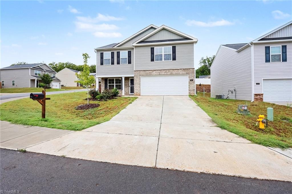 135 Carriage Cove Circle Property Photo 1