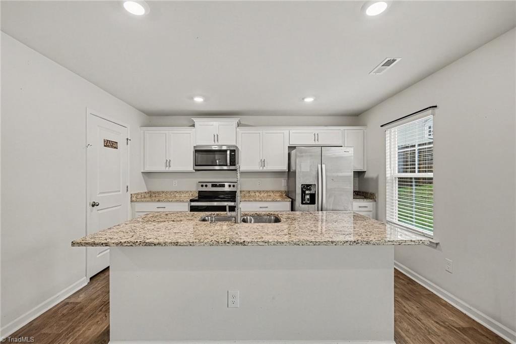 135 Carriage Cove Circle Property Photo 14