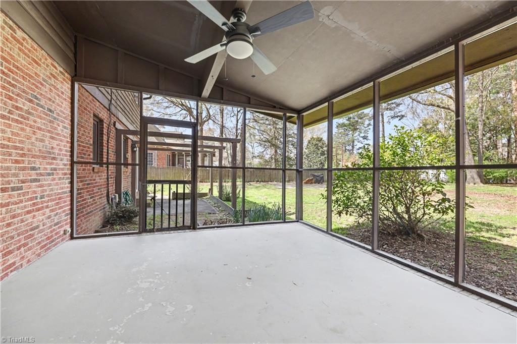 4103 Oak Hollow Drive Property Photo 13