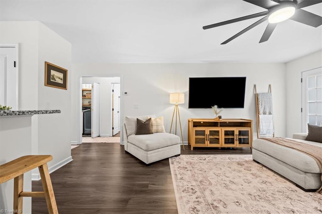 842 Berg Street Property Photo 14