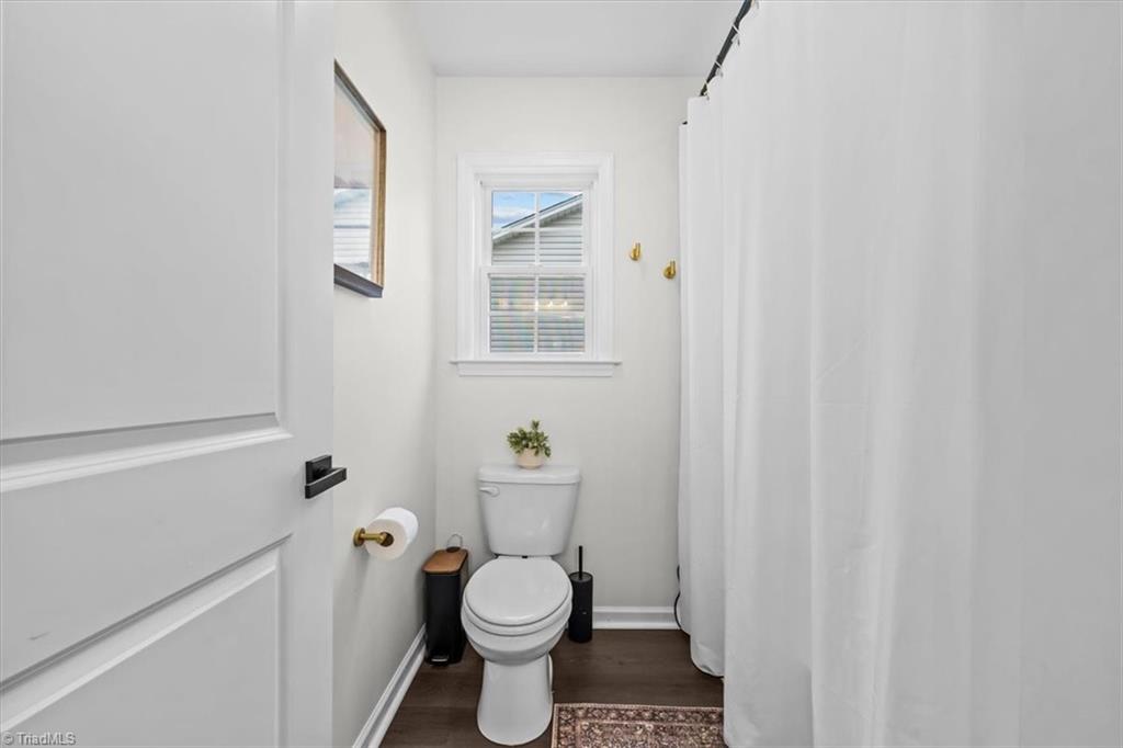 842 Berg Street Property Photo 18
