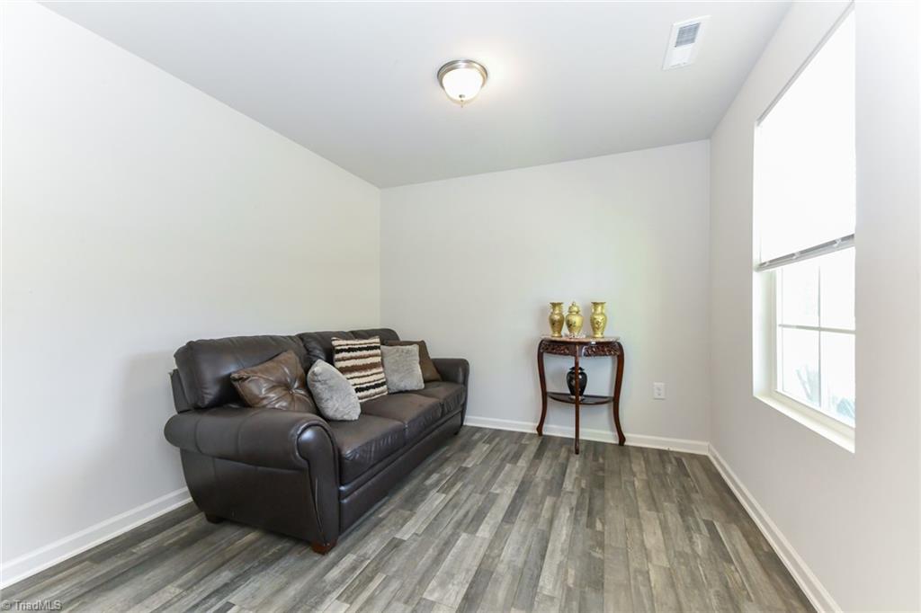 644 Byerly Road Property Photo 4