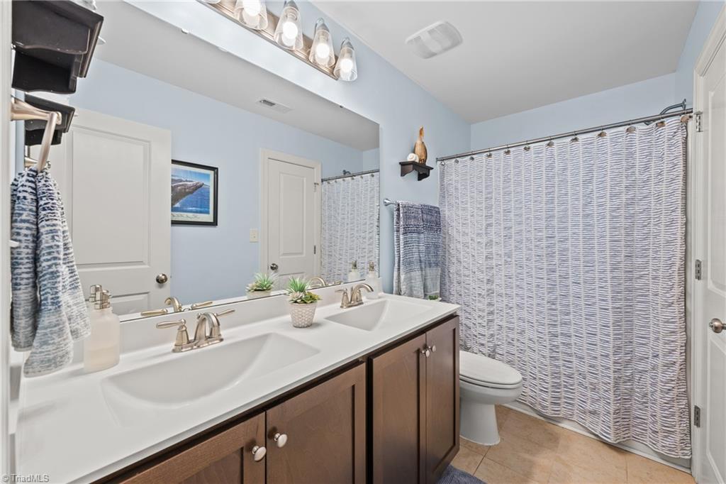 306 Blue Lake Drive Property Photo 24