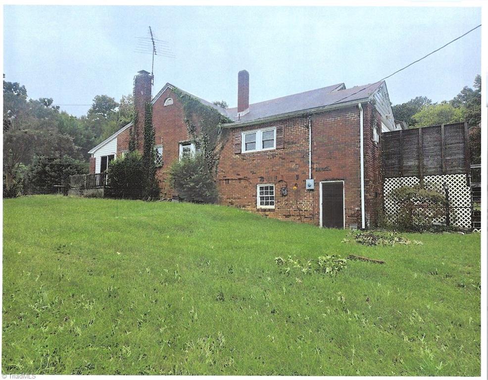 1319 Briarcliff Drive Property Photo 3