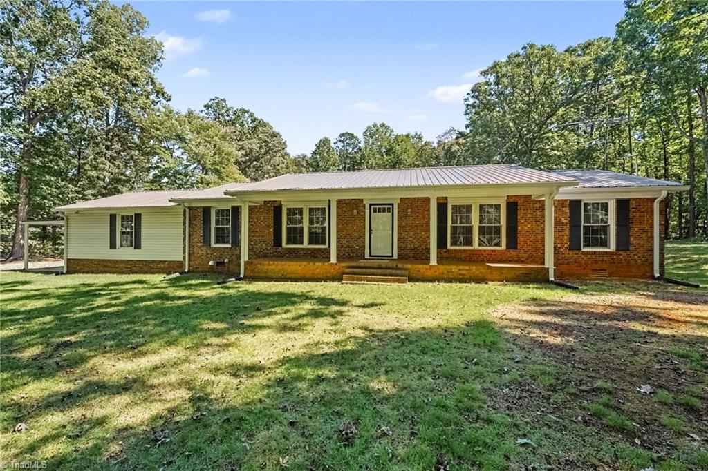 7235 Ledbetter Road Property Photo 2
