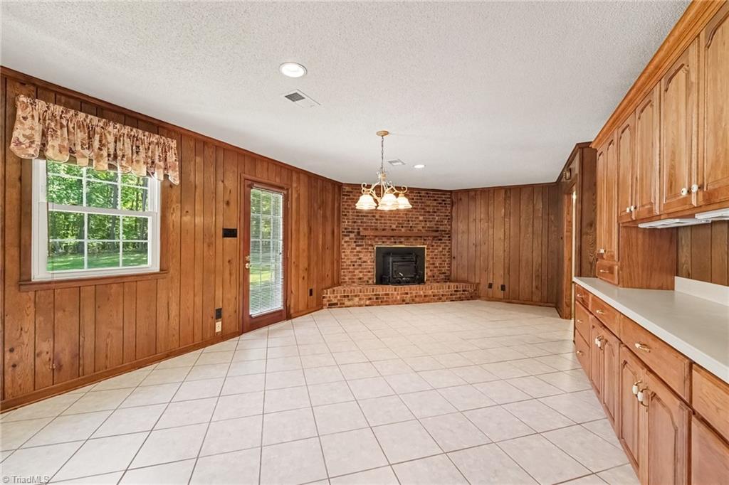 7235 Ledbetter Road Property Photo 7