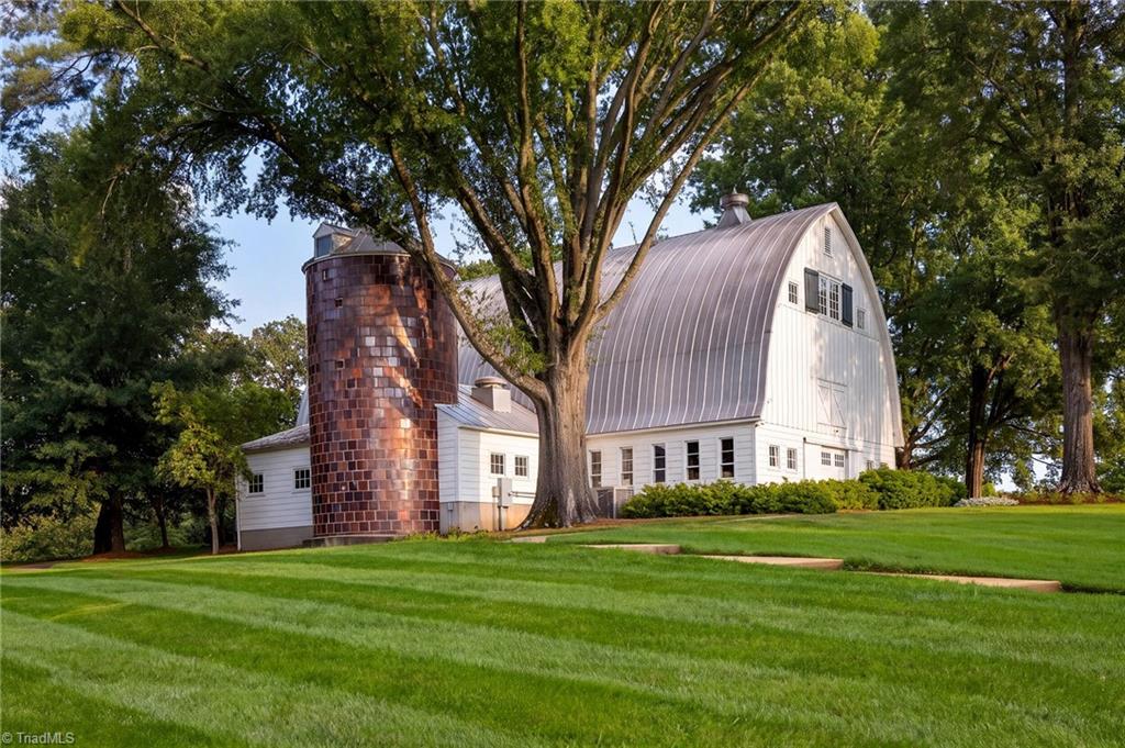 1556 Autumn Park Circle Property Photo 24