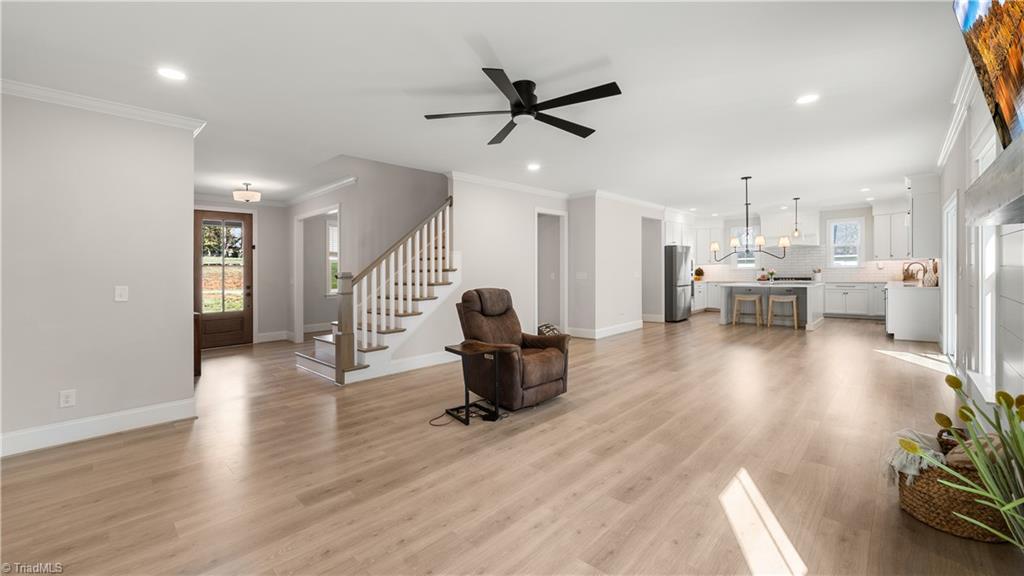 175 Arrow Glenn Court Property Photo 18