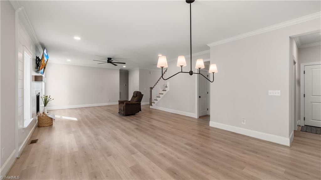 175 Arrow Glenn Court Property Photo 19