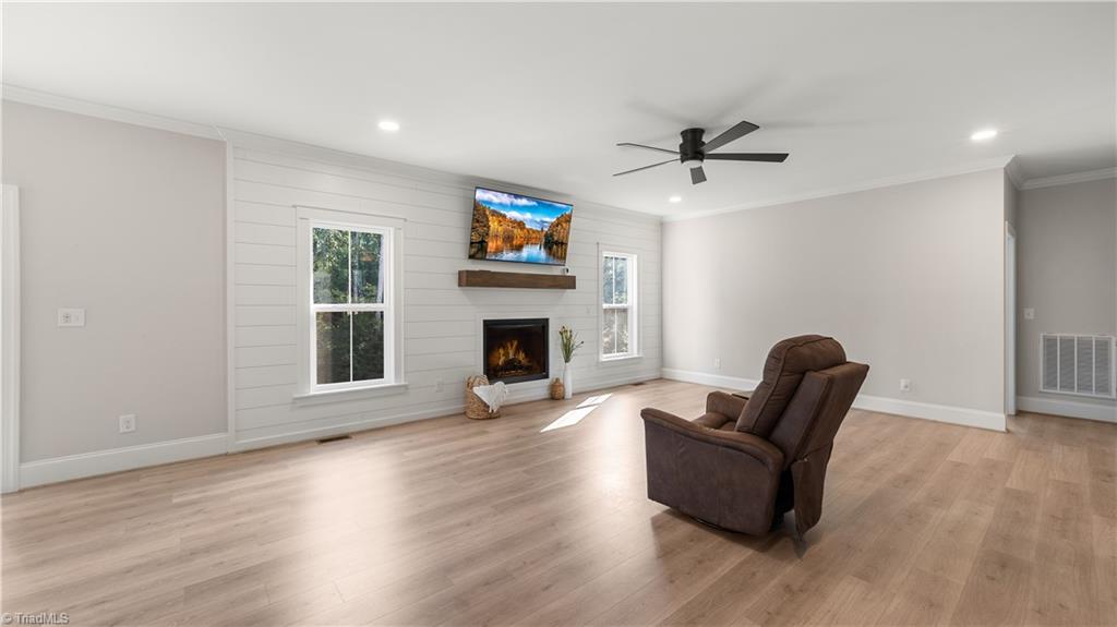 175 Arrow Glenn Court Property Photo 20