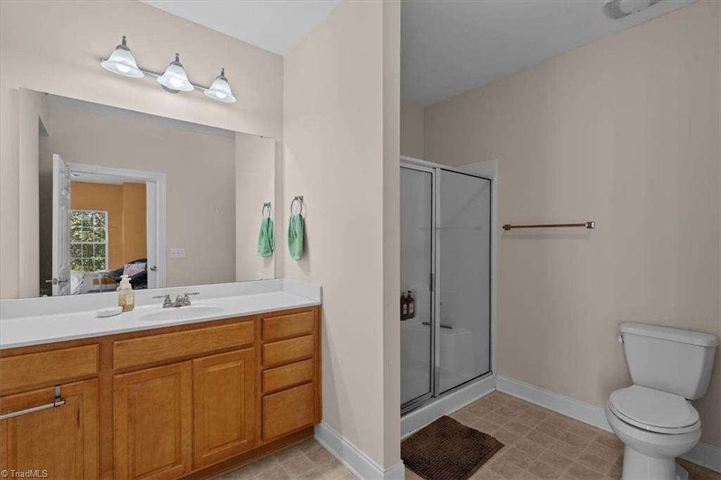 200 Lennox Drive # 3a Property Photo 11