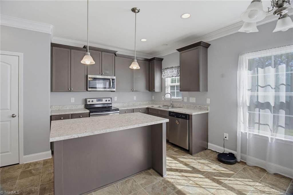 15 Harvest Oak Court Property Photo 11