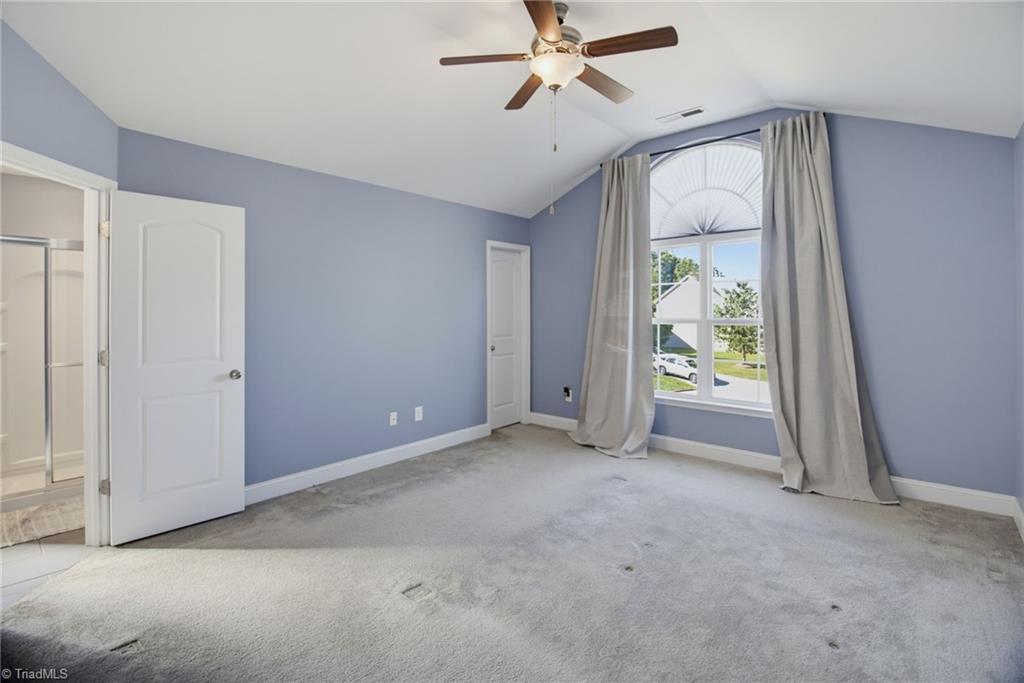 15 Harvest Oak Court Property Photo 17