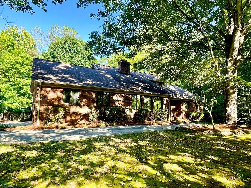 1121 Old Greensboro Road Property Photo 1
