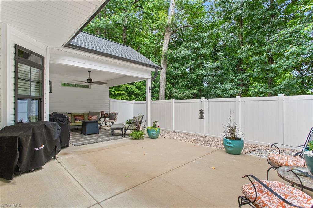 660 Corregidor Street Property Photo 27