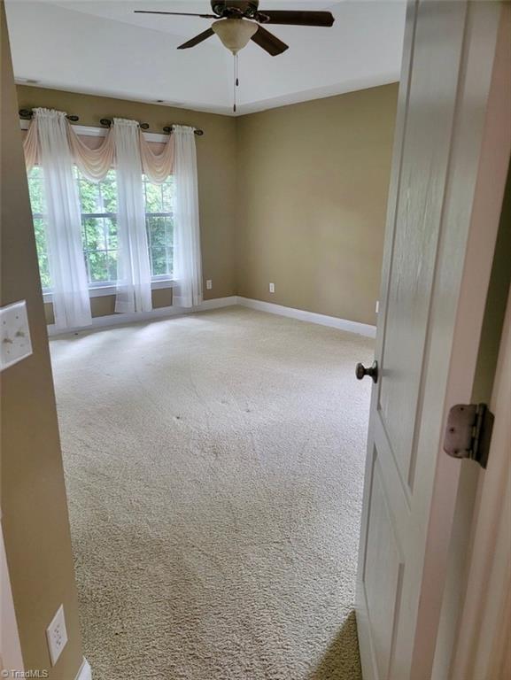 424 Southern Woods Drive Property Photo 12