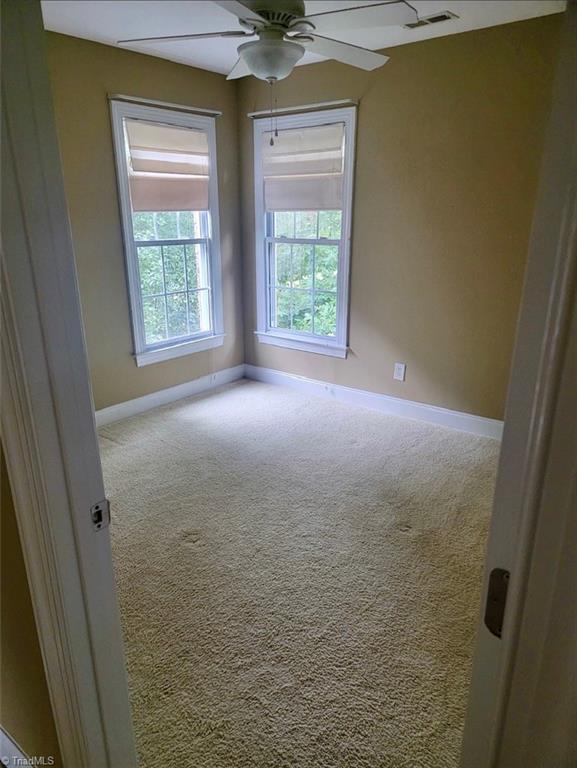 424 Southern Woods Drive Property Photo 15