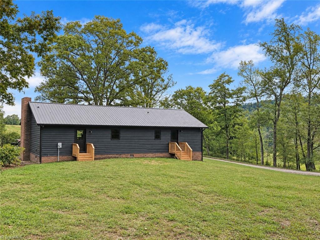 526 Hoover Mountain Road Property Photo 20