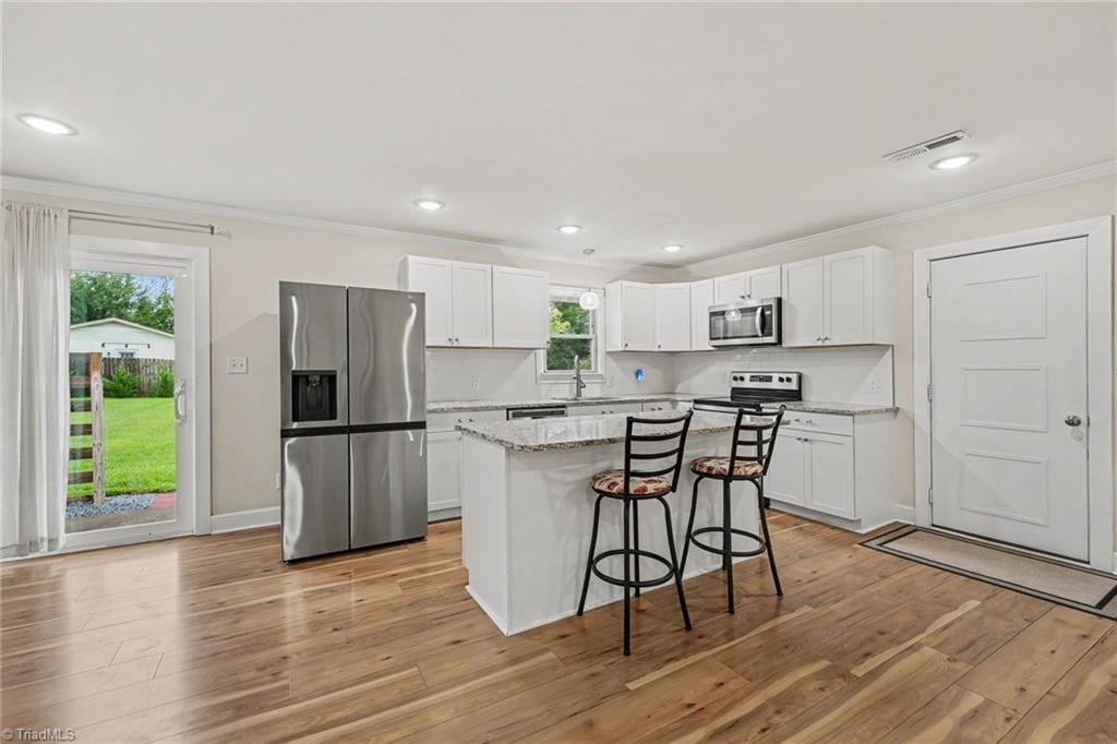 5107 Grandover Parkway Property Photo 12