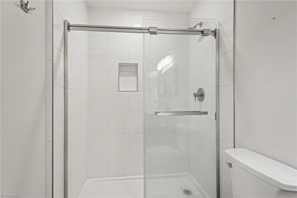5107 Grandover Parkway Property Photo 20