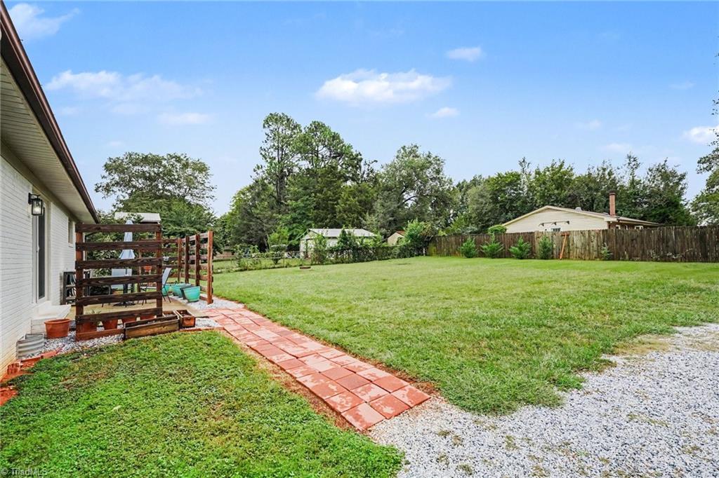 5107 Grandover Parkway Property Photo 26