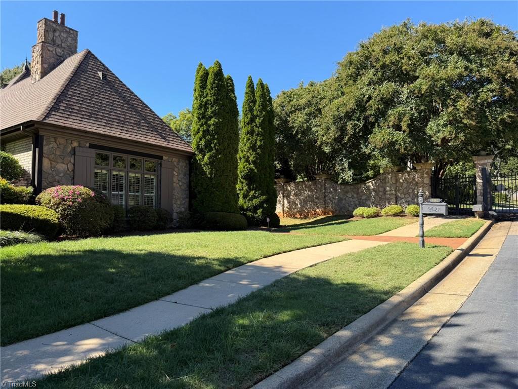 890 Turnberry Forest Court Property Photo 1