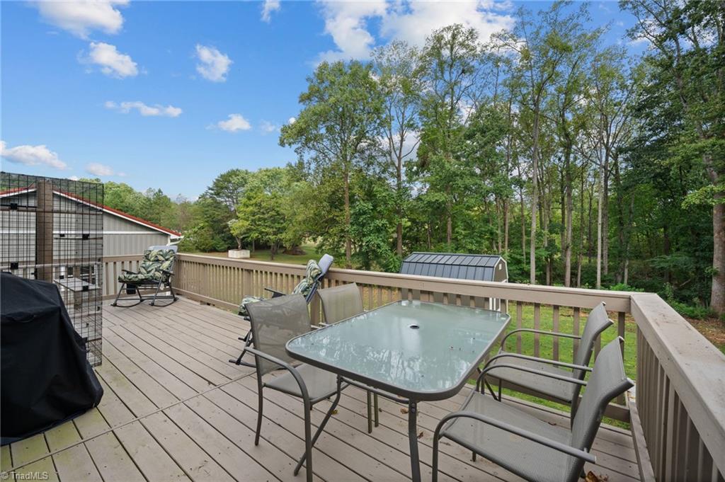 6923 Dexter Drive Property Photo 34